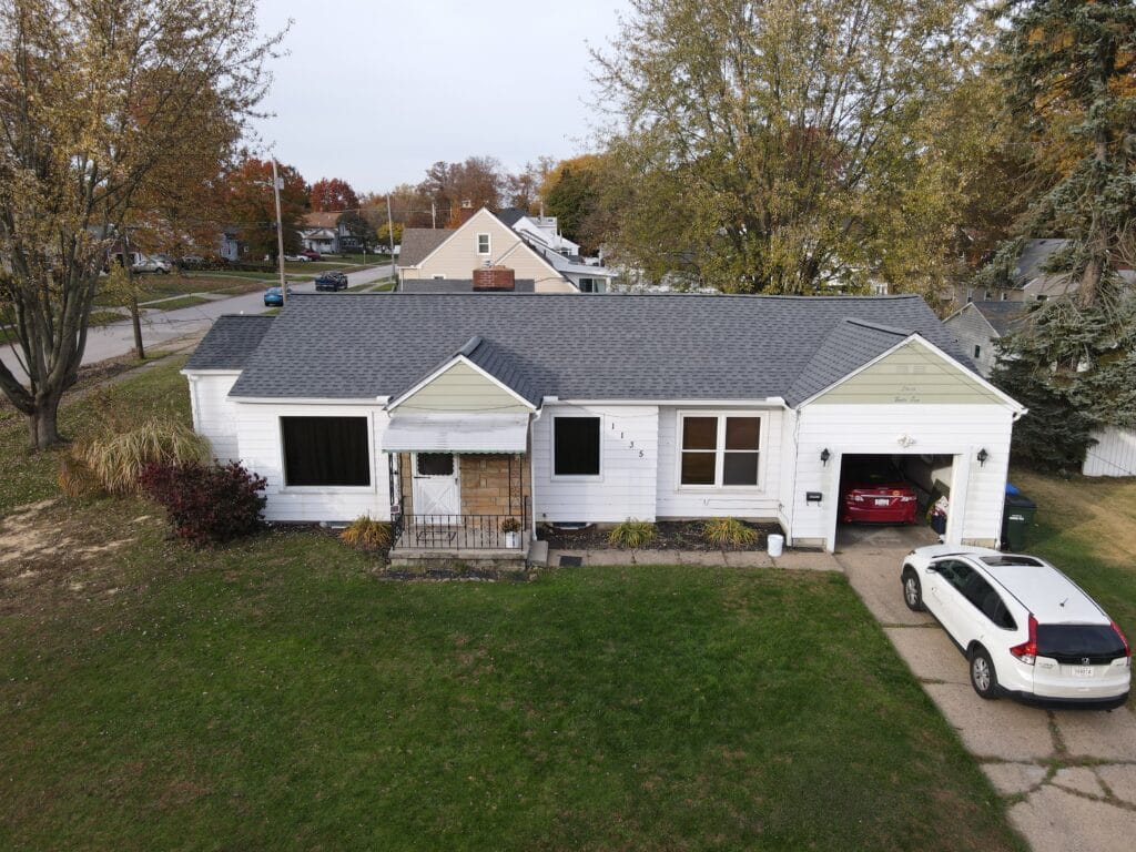 local roofing company Akron