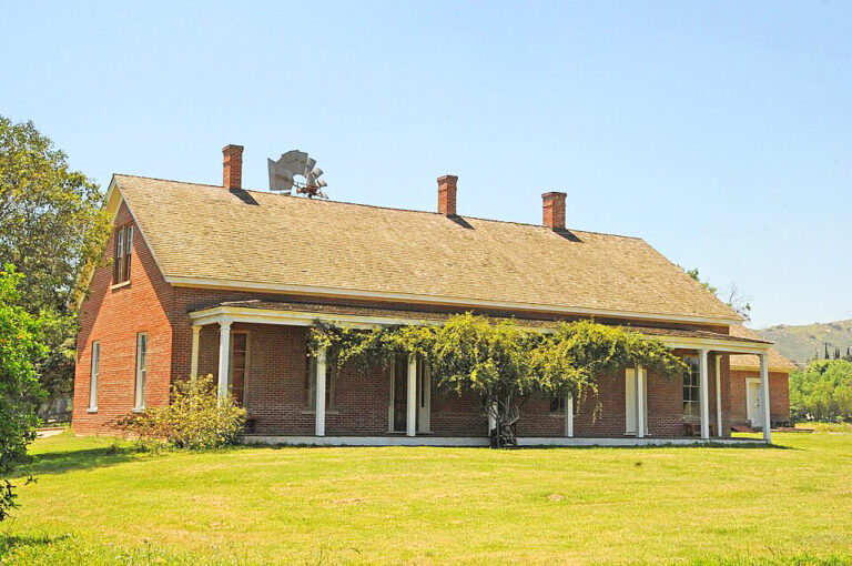 Ranch style home in Fairlawn, OH