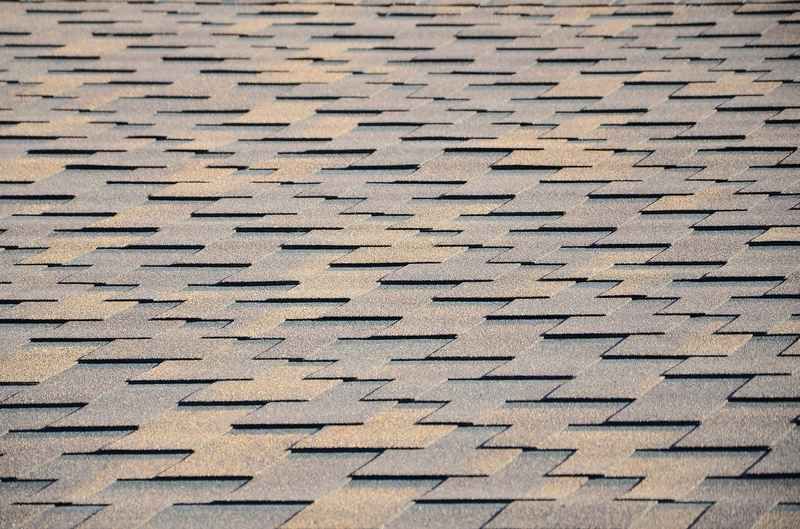 commercial asphalt roofing solutions