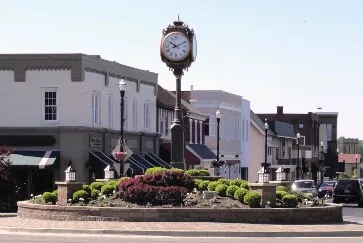 Roundabout in Columbiana OH