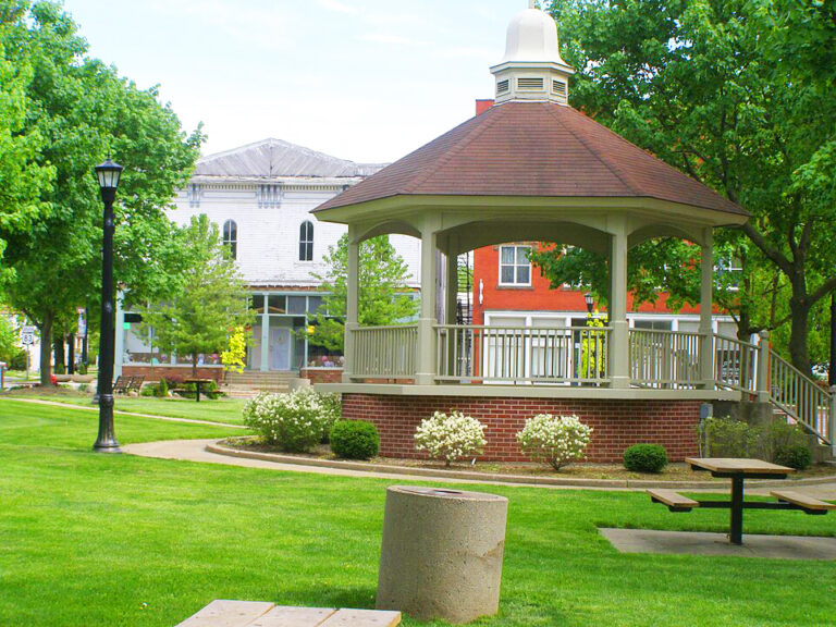 Gazebo-located-in-town-center-of-Lodi-OH