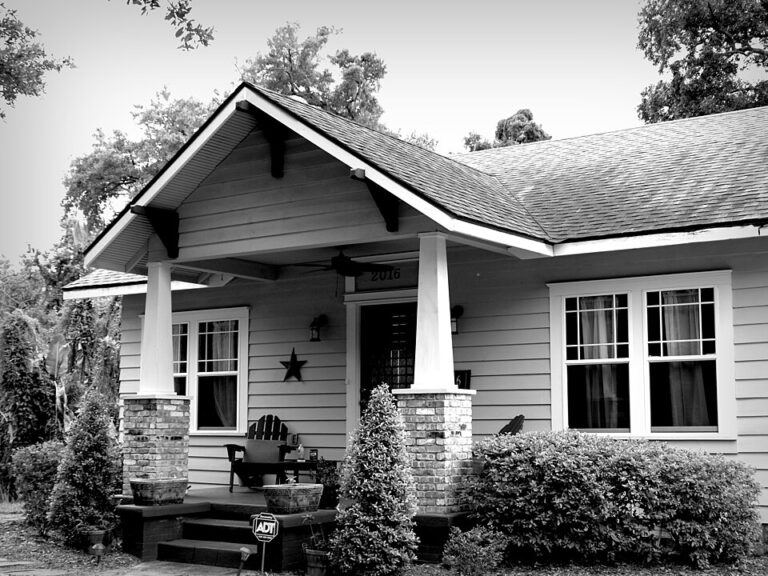 Craftsman-Bungalow-Navarre