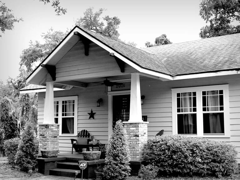 Craftsman-Bungalow-Navarre